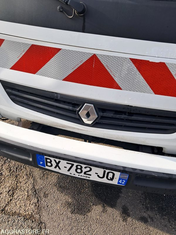 Renault Maxity - 2011 - 155966kms - BX782JQ - Tipper van: picture 2 Renault Maxity - 2011 - 155966kms - BX782JQ - Tipper van: picture 2