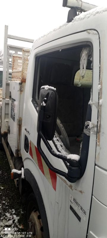 Renault Maxity Benne 110 DXI 103125kms 2009 - Tipper van: picture 2 Renault Maxity Benne 110 DXI 103125kms 2009 - Tipper van: picture 2