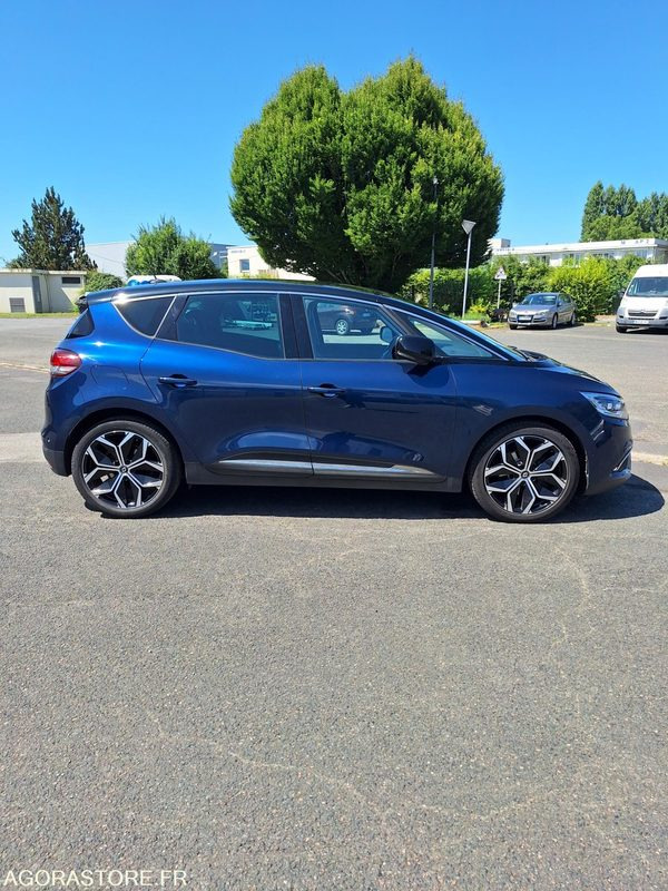 Renault Scenic IV 1.7dCi 16V EDC6 120cv Boite Auto 2020 - 78000kms - Car: picture 4 Renault Scenic IV 1.7dCi 16V EDC6 120cv Boite Auto 2020 - 78000kms - Car: picture 4