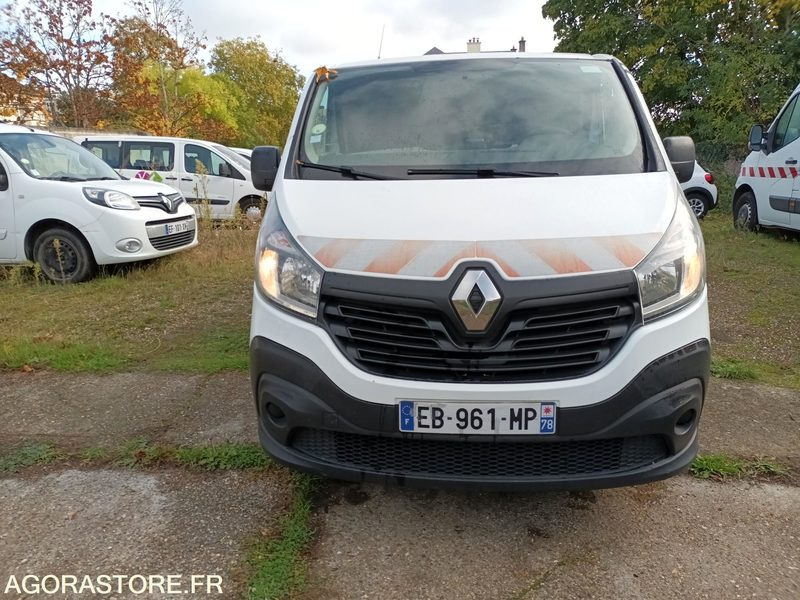 Renault Trafic - 255439 kms - 2016 - Panel van: picture 1 Renault Trafic - 255439 kms - 2016 - Panel van: picture 1