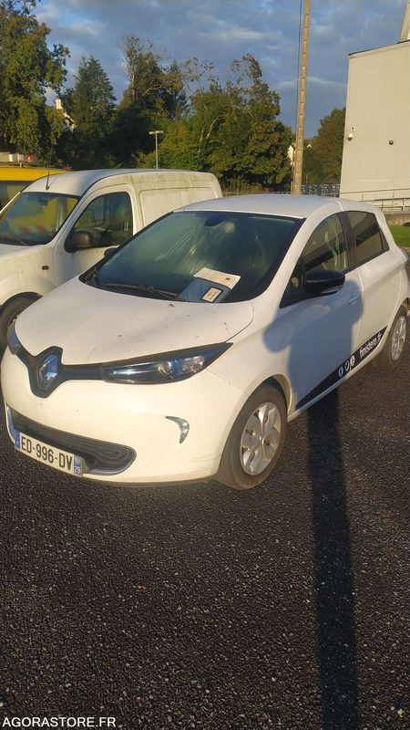 Renault Zoe - 2016 - Car: picture 2 Renault Zoe - 2016 - Car: picture 2