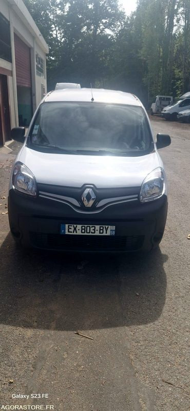 Renault kangoo 1.2 tce 115 cv 93121 kms Annee 2018 Clim Gps - Small van: picture 1 Renault kangoo 1.2 tce 115 cv 93121 kms Annee 2018 Clim Gps - Small van: picture 1