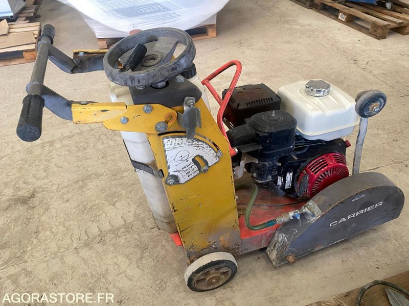 SCIE A SOL HUSQVARNA FS400LCV - 450 mm - Construction equipment: picture 2 SCIE A SOL HUSQVARNA FS400LCV - 450 mm - Construction equipment: picture 2