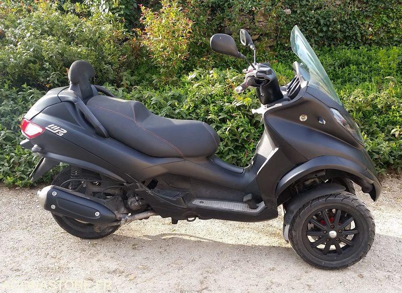 SCOOTER 3 ROUES PIAGGIO MP3 300 LT - Motorcycle: picture 4 SCOOTER 3 ROUES PIAGGIO MP3 300 LT - Motorcycle: picture 4
