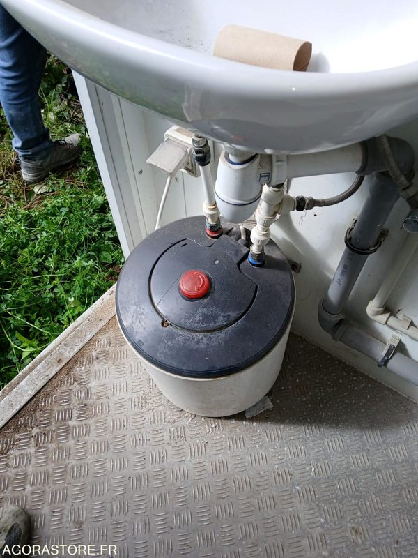 Sanitaires WC, lavabo mobile - Construction container: picture 2 Sanitaires WC, lavabo mobile - Construction container: picture 2