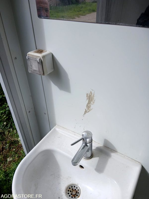 Sanitaires WC, lavabo mobile - Construction container: picture 4 Sanitaires WC, lavabo mobile - Construction container: picture 4
