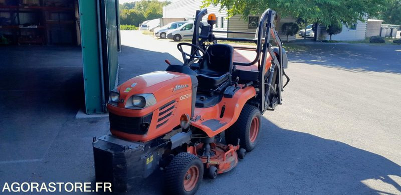 TONDEUSE AUTOPORTEE KUBOTA G23 - Garden mower: picture 1 TONDEUSE AUTOPORTEE KUBOTA G23 - Garden mower: picture 1