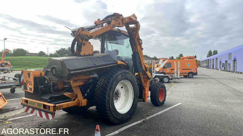 TRACTEUR RENAULT ERGOS 446 - 2009 - Farm tractor: picture 4 TRACTEUR RENAULT ERGOS 446 - 2009 - Farm tractor: picture 4