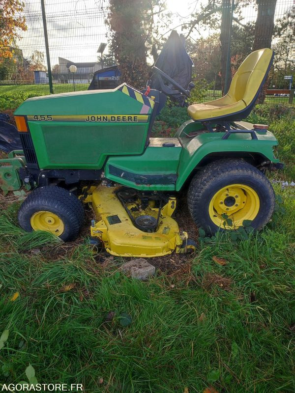 TRACTEUR TONDEUSE JOHN DEERE 455 - Garden mower: picture 1 TRACTEUR TONDEUSE JOHN DEERE 455 - Garden mower: picture 1