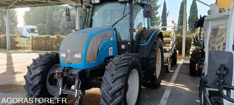 TRACTEUR VALTRA N101H CH-668EQ + CRIBLEUSE CANICAS T230H T141 6334H AM 2007 - Farm tractor: picture 3 TRACTEUR VALTRA N101H CH-668EQ + CRIBLEUSE CANICAS T230H T141 6334H AM 2007 - Farm tractor: picture 3