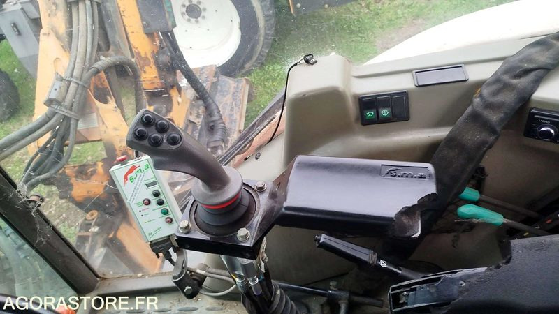 Tracteur RENAULT ERGOS 446 - 2009 - 17145h - 799CKY31 - Farm tractor: picture 5 Tracteur RENAULT ERGOS 446 - 2009 - 17145h - 799CKY31 - Farm tractor: picture 5