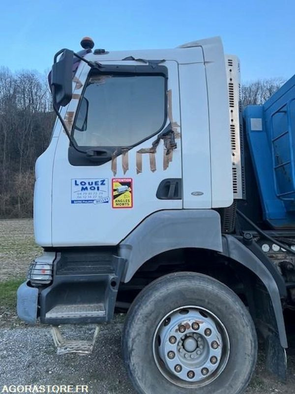 CAMION 8X4 RENAULT KERAX 2002 395000 KM - Tractor unit: picture 3 CAMION 8X4 RENAULT KERAX 2002 395000 KM - Tractor unit: picture 3