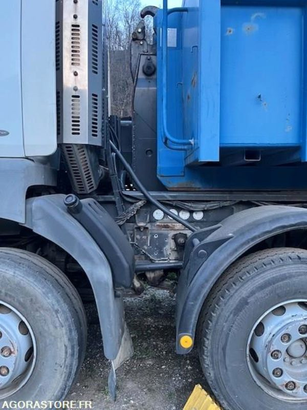 CAMION 8X4 RENAULT KERAX 2002 395000 KM - Tractor unit: picture 4 CAMION 8X4 RENAULT KERAX 2002 395000 KM - Tractor unit: picture 4