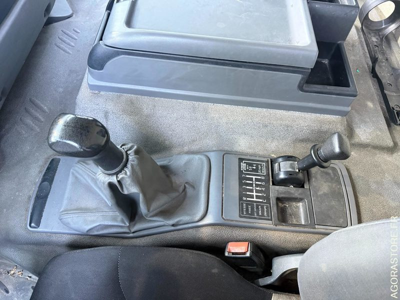 Tractor unit RENAULT 320 DCI - 2006 - 549 396km: picture 9