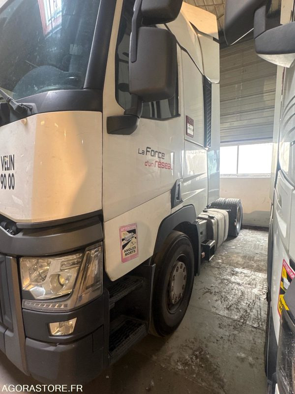 RENAULT T 480 - 593 951KM - 2017 - Tractor unit: picture 3 RENAULT T 480 - 593 951KM - 2017 - Tractor unit: picture 3