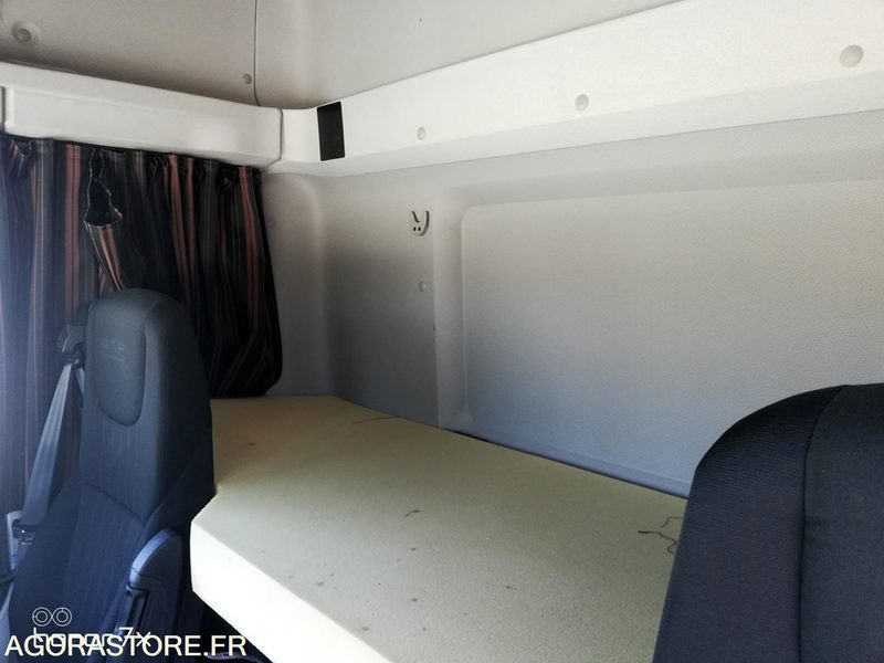 Tracteur DAF CF480 hydraulique - 2018 - 395350 kms (41481) - Tractor unit: picture 5 Tracteur DAF CF480 hydraulique - 2018 - 395350 kms (41481) - Tractor unit: picture 5