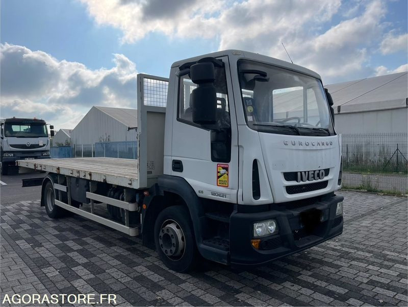 IVECO EUROCARGO PLATEAU - 2015 - 295 000KM - Truck: picture 1 IVECO EUROCARGO PLATEAU - 2015 - 295 000KM - Truck: picture 1