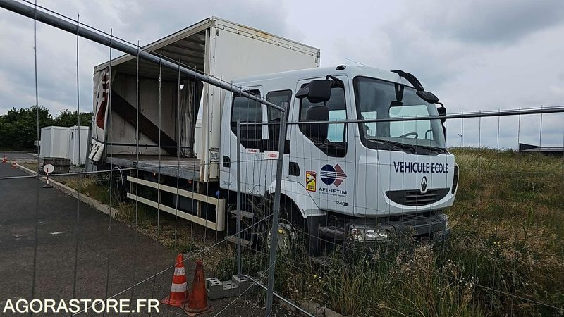 PORTEUR BACHE RENAULT MIDLUM - 2009 - 476000kms - Truck: picture 1 PORTEUR BACHE RENAULT MIDLUM - 2009 - 476000kms - Truck: picture 1