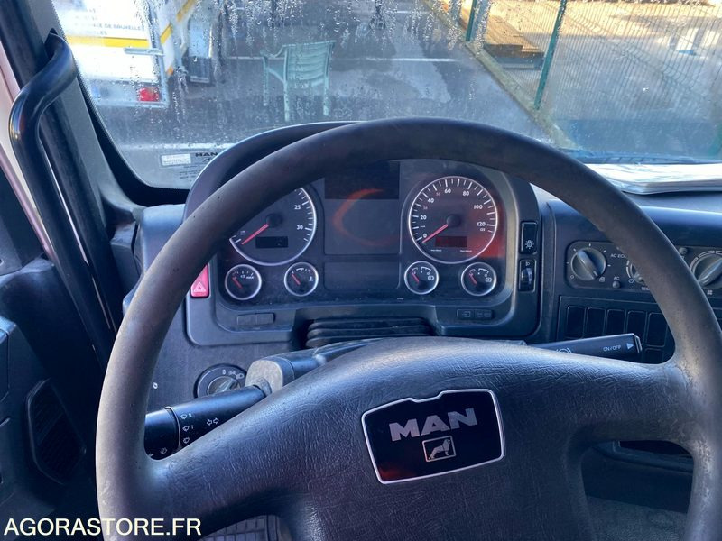 PORTEUR MAN TGM AUTO ECOLE - 2010 - 230000 Kms - Truck: picture 4 PORTEUR MAN TGM AUTO ECOLE - 2010 - 230000 Kms - Truck: picture 4