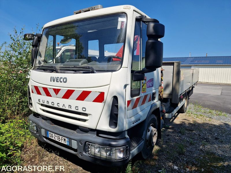 Porteur benne grue Iveco 100E18 - DA218FM - Truck: picture 1 Porteur benne grue Iveco 100E18 - DA218FM - Truck: picture 1