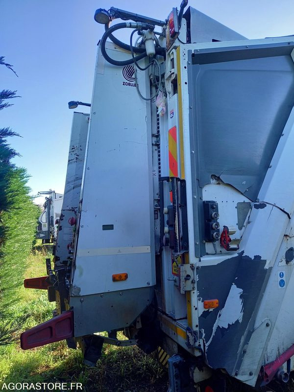 RENAULT 26T/BOM - CL563QY - Truck: picture 3 RENAULT 26T/BOM - CL563QY - Truck: picture 3