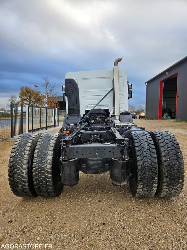 Renault D-19 280 EMPATTEMENT 3M50 - Truck: picture 5 Renault D-19 280 EMPATTEMENT 3M50 - Truck: picture 5