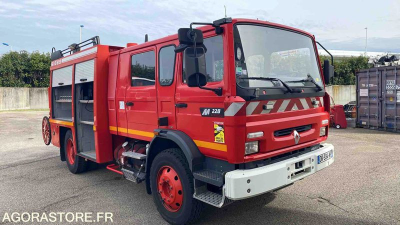 Renault Midliner 220 - 30/07/1999 - Truck: picture 1 Renault Midliner 220 - 30/07/1999 - Truck: picture 1