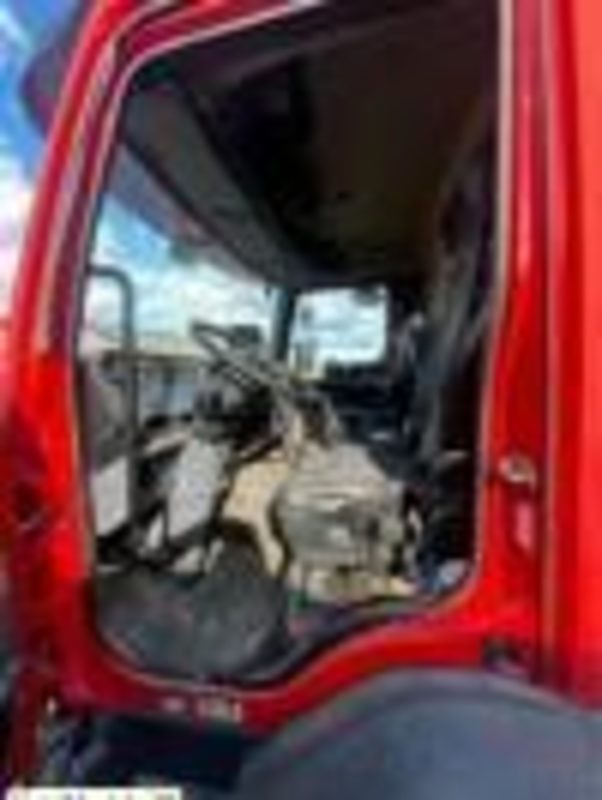 Renault Midlum + Epandeuse Secmair - 2008 - 220267kms (P2002828) - Truck: picture 3 Renault Midlum + Epandeuse Secmair - 2008 - 220267kms (P2002828) - Truck: picture 3