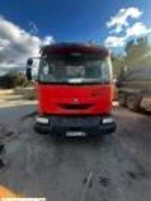 Renault Midlum + Epandeuse Secmair - 2008 - 220267kms (P2002828) - Truck: picture 1 Renault Midlum + Epandeuse Secmair - 2008 - 220267kms (P2002828) - Truck: picture 1