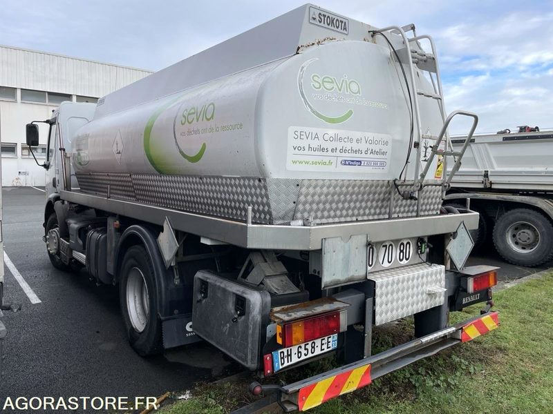 Renault premium 19t citerne ADR - 2006 - BH658EE (uniquement pour l'export) - Truck: picture 3 Renault premium 19t citerne ADR - 2006 - BH658EE (uniquement pour l'export) - Truck: picture 3
