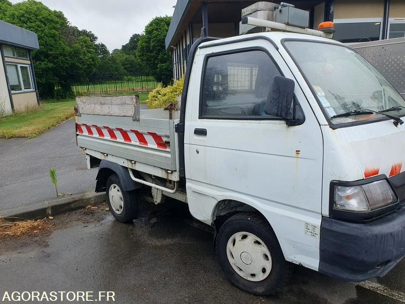 VQ-V20M PIAGGIO PORTER. - Tipper van: picture 2 VQ-V20M PIAGGIO PORTER. - Tipper van: picture 2