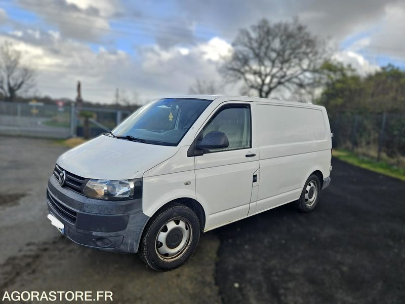 FOURGON TRANSPORTER T5 VOLKSWAGEN - 2013- 314 899 KMS - Van: picture 1 FOURGON TRANSPORTER T5 VOLKSWAGEN - 2013- 314 899 KMS - Van: picture 1