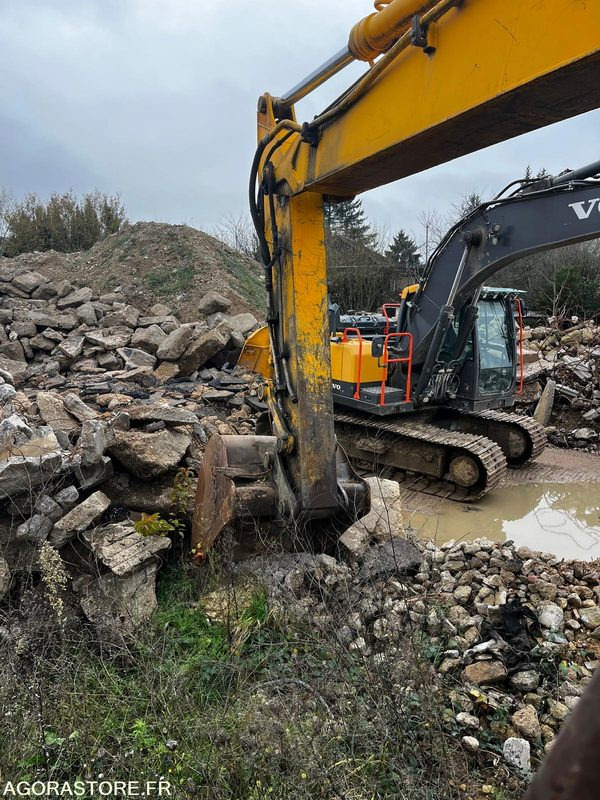 Pelle jcb typejs200 12000 heures 1997 20t - Excavator: picture 5 Pelle jcb typejs200 12000 heures 1997 20t - Excavator: picture 5