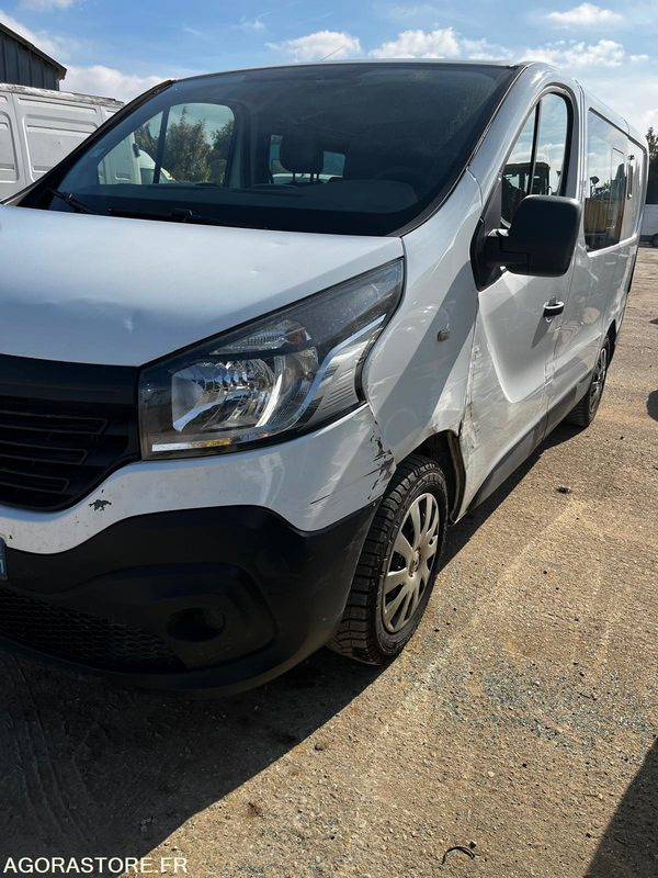 Renault trafic 1.6dci 6places 2019 291000km - Small van: picture 2 Renault trafic 1.6dci 6places 2019 291000km - Small van: picture 2
