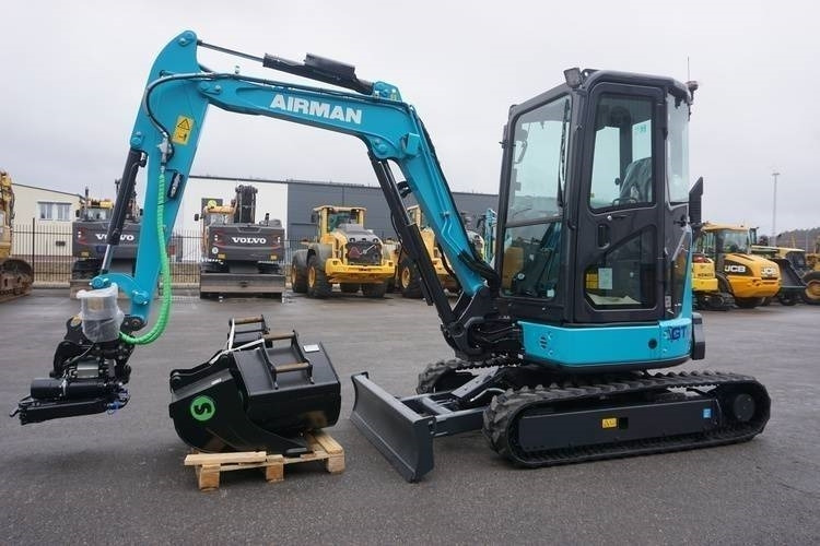 Airman AX 33 U  - Mini excavator: picture 3 Airman AX 33 U  - Mini excavator: picture 3