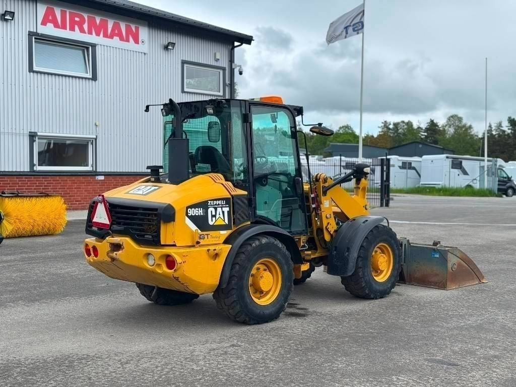 CAT 906 H  - Wheel loader: picture 2 CAT 906 H  - Wheel loader: picture 2