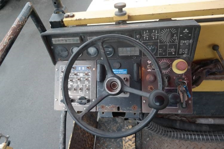 Asphalt paver Dynapack F121 4WD: picture 10 Asphalt paver Dynapack F121 4WD: picture 10