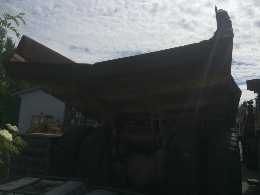 Komatsu HD 465-5 - Rigid dumper/ Rock truck: picture 2 Komatsu HD 465-5 - Rigid dumper/ Rock truck: picture 2