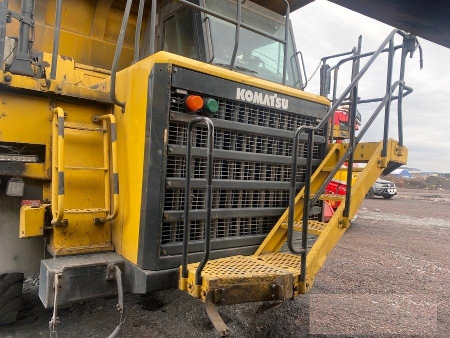 Komatsu HD405-7 - Rigid dumper/ Rock truck: picture 4 Komatsu HD405-7 - Rigid dumper/ Rock truck: picture 4