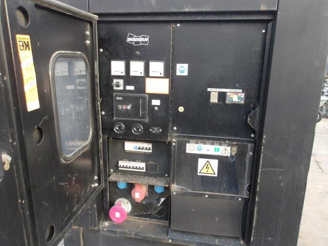 Doosan G100 100 KVA - Generator set: picture 3 Doosan G100 100 KVA - Generator set: picture 3