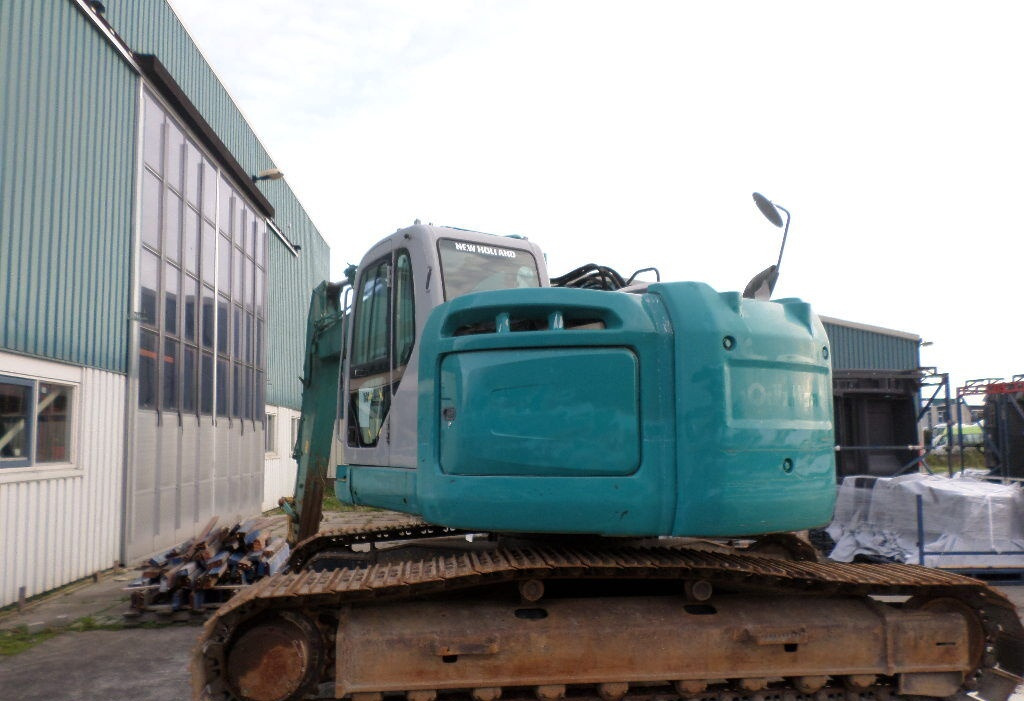 Crawler excavator New Holland Kobelco E 235 BSR-2: picture 10
