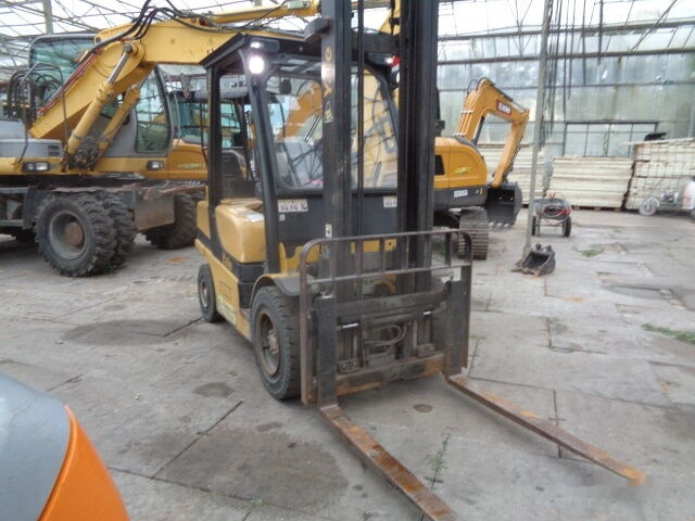 Yale GDP 35 VX - Diesel forklift: picture 4 Yale GDP 35 VX - Diesel forklift: picture 4