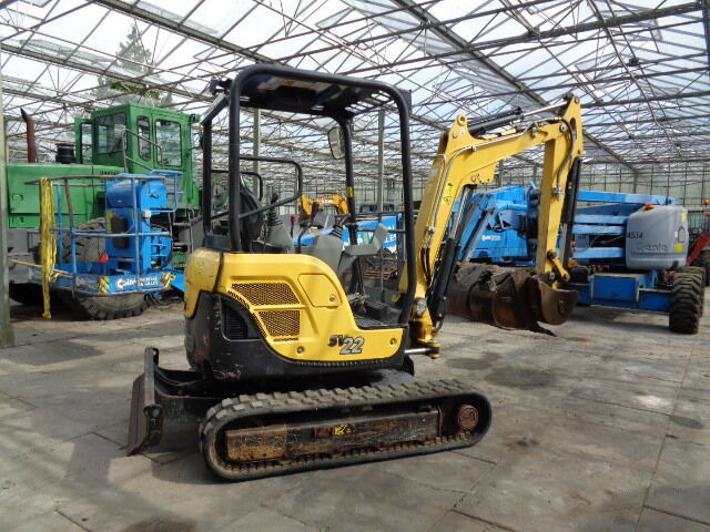 Yanmar SV22 - Mini excavator: picture 2 Yanmar SV22 - Mini excavator: picture 2