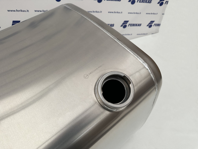 DAF New aluminum fuel tank 995L - Fuel tank for Truck: picture 4 DAF New aluminum fuel tank 995L - Fuel tank for Truck: picture 4