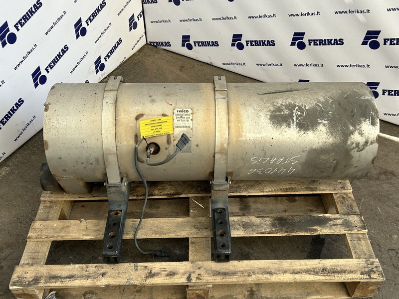 Iveco Exhaust catalyst - Muffler for Truck: picture 1 Iveco Exhaust catalyst - Muffler for Truck: picture 1