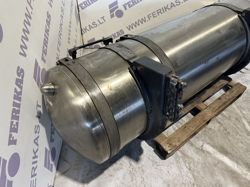 Iveco LNG gas tank - Fuel tank for Truck: picture 5 Iveco LNG gas tank - Fuel tank for Truck: picture 5