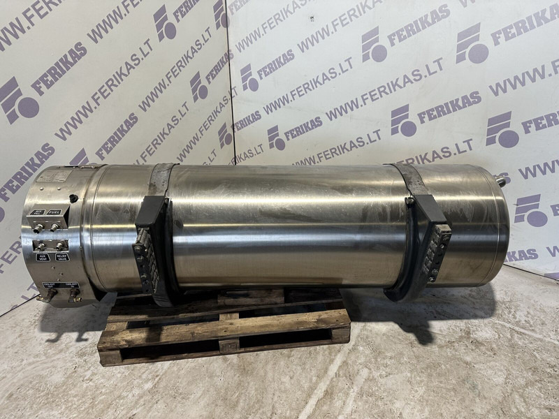 Iveco LNG gas tank - Fuel tank for Truck: picture 4 Iveco LNG gas tank - Fuel tank for Truck: picture 4