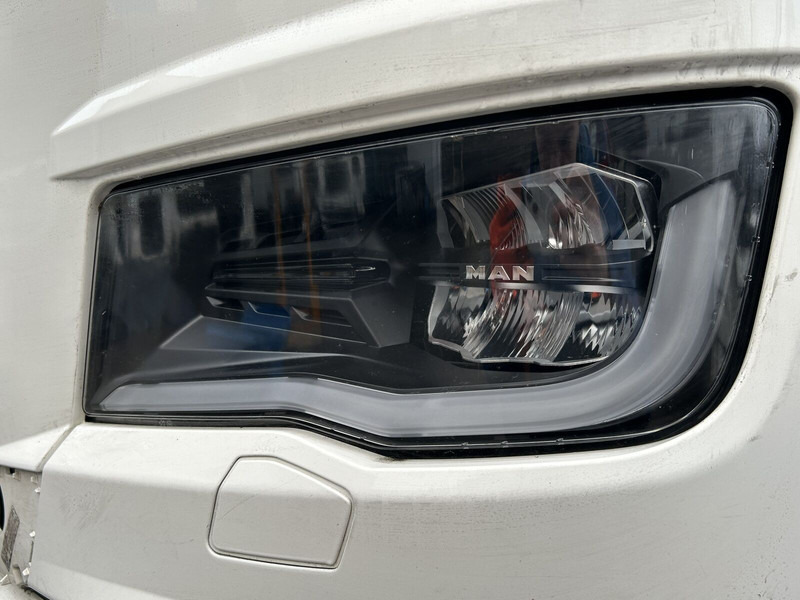 MAN complete bumper - Bumper for Truck: picture 4 MAN complete bumper - Bumper for Truck: picture 4