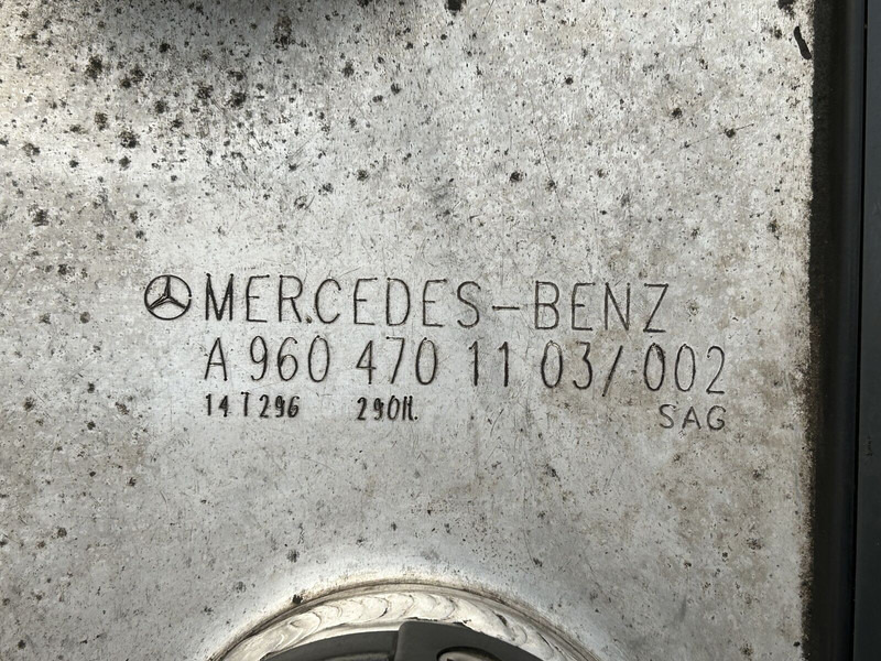 Mercedes-Benz 290L 565x650x950 - Fuel tank for Truck: picture 5 Mercedes-Benz 290L 565x650x950 - Fuel tank for Truck: picture 5