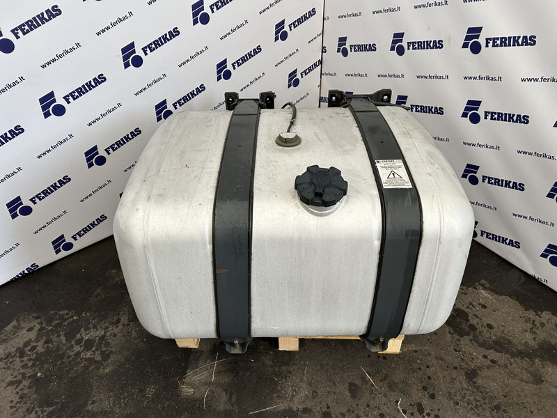 Mercedes-Benz 330L complete fuel tank with brackets - Fuel tank for Truck: picture 1 Mercedes-Benz 330L complete fuel tank with brackets - Fuel tank for Truck: picture 1